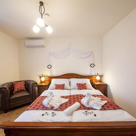 Residence Safari Resort - Chateau Borovany  Экстерьер фото