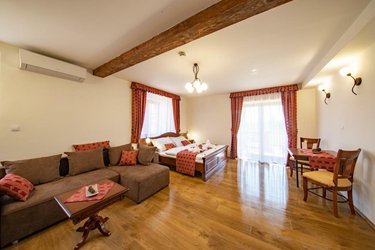 Residence Safari Resort - Chateau Borovany  Экстерьер фото