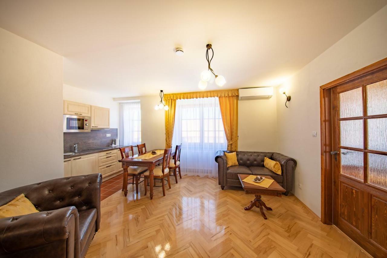 Residence Safari Resort - Chateau Borovany  Экстерьер фото
