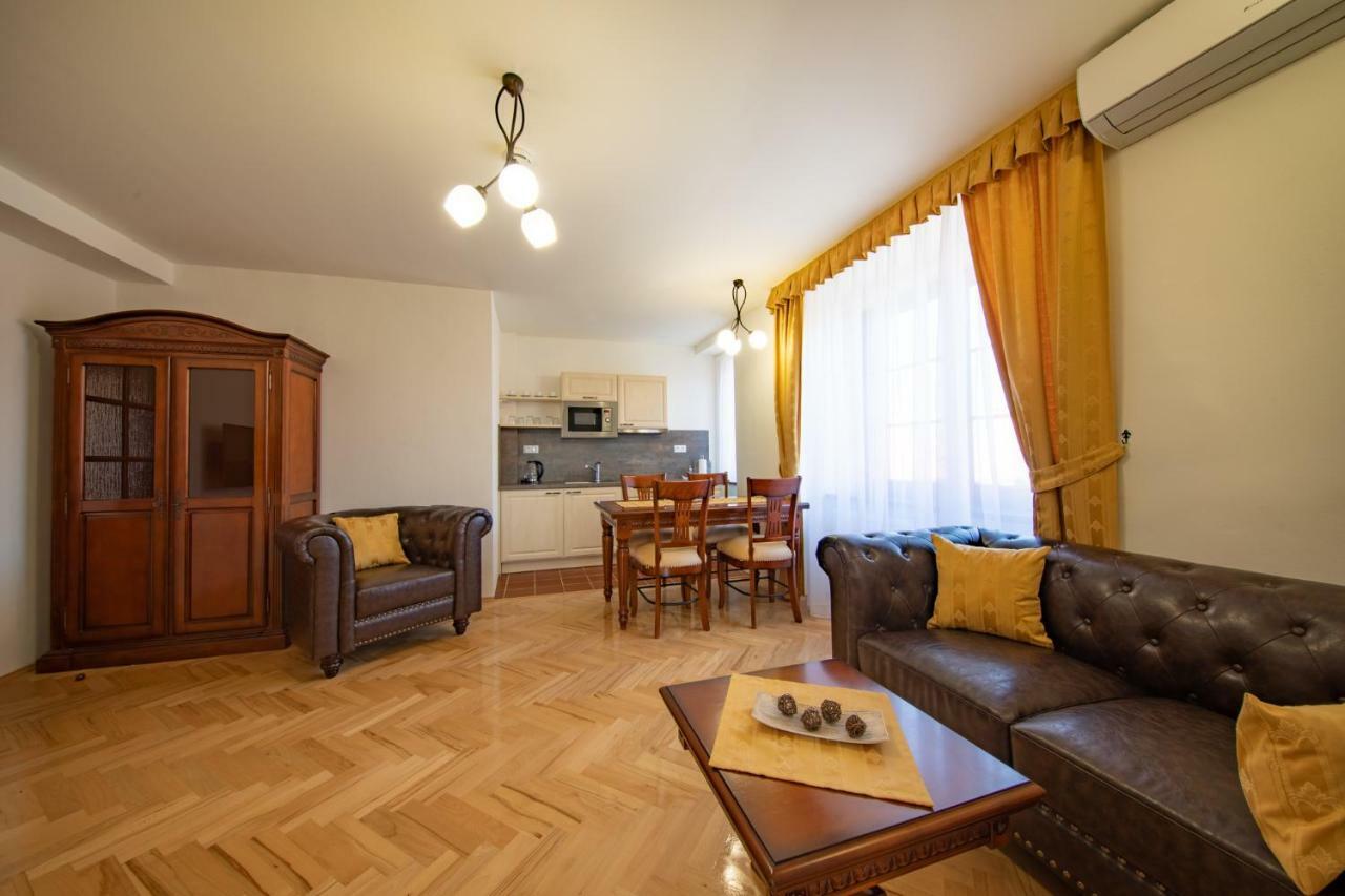 Residence Safari Resort - Chateau Borovany  Экстерьер фото