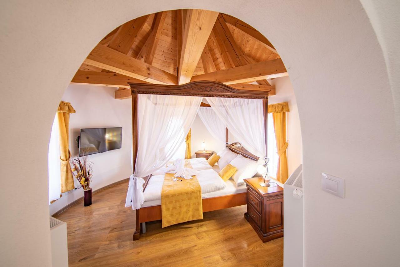 Residence Safari Resort - Chateau Borovany  Экстерьер фото