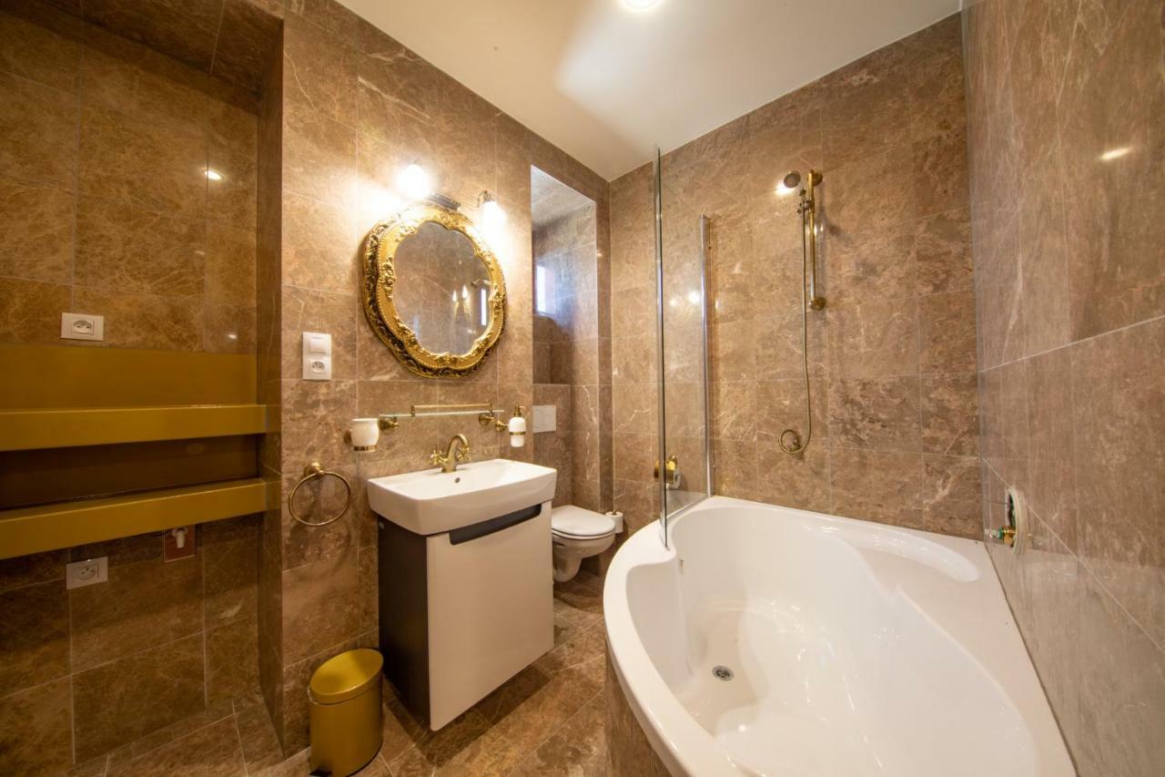 Residence Safari Resort - Chateau Borovany  Экстерьер фото